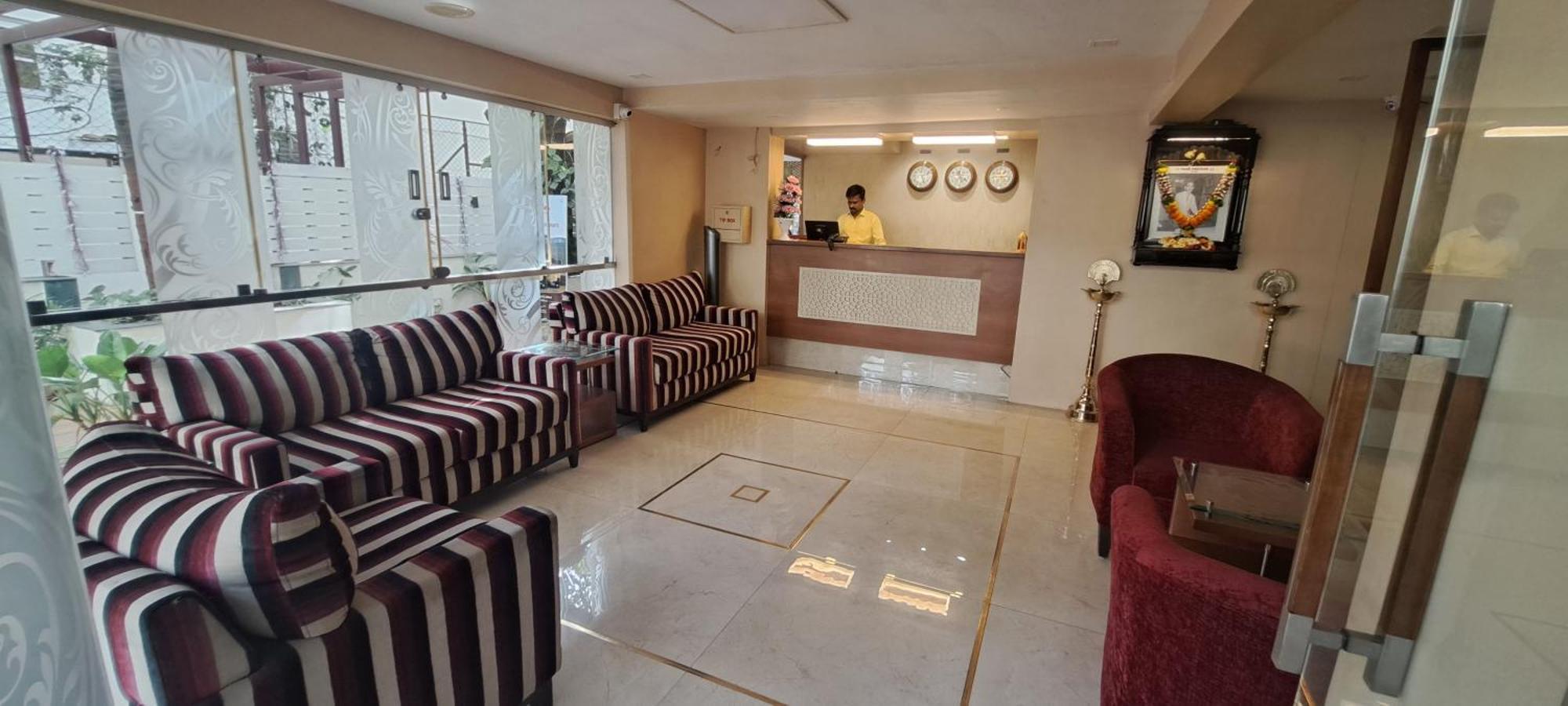 Hotel Swaroop Pune Dış mekan fotoğraf