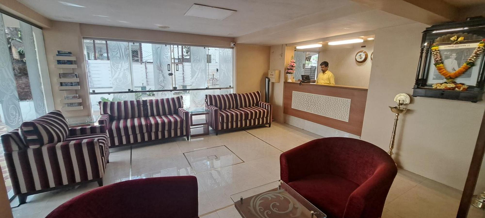 Hotel Swaroop Pune Dış mekan fotoğraf