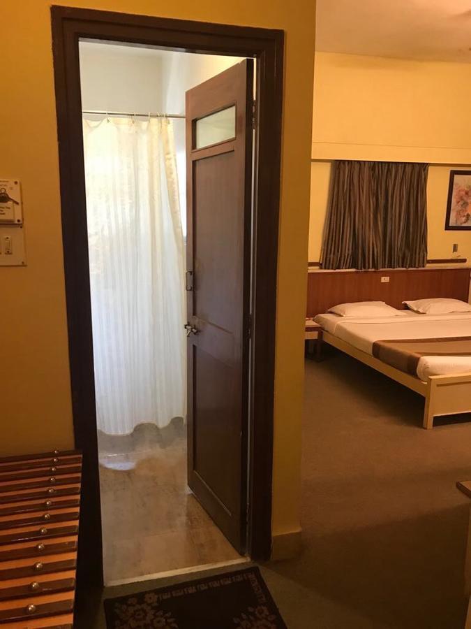 Hotel Swaroop Pune Dış mekan fotoğraf