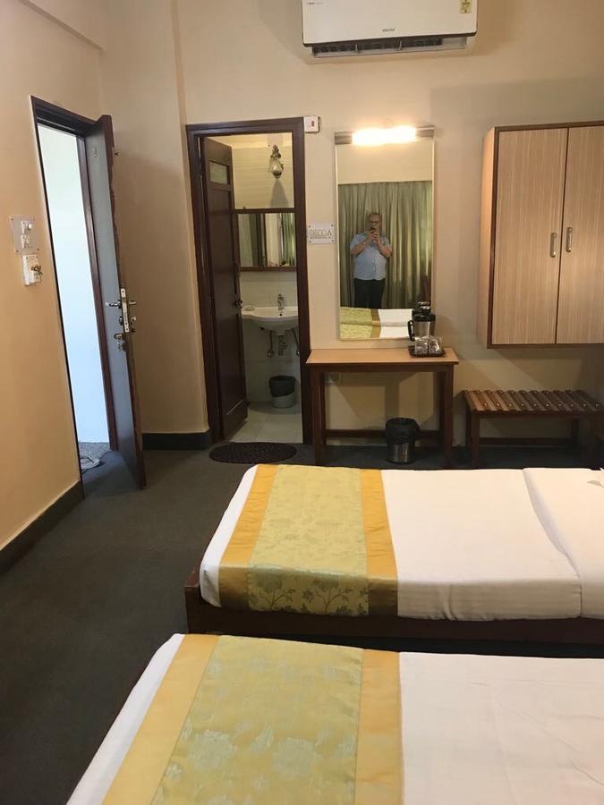 Hotel Swaroop Pune Dış mekan fotoğraf